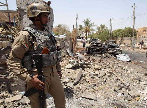 Twin car bombs kill 25 in Iraqi city of Karbala