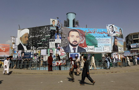 Taliban vow to disrupt Afghan election