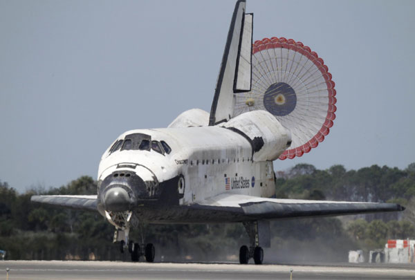 Museums compete for space shuttles