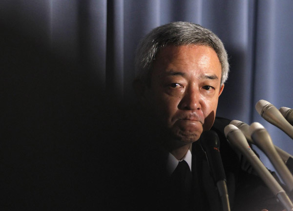 Japan reconstruction minister resigns