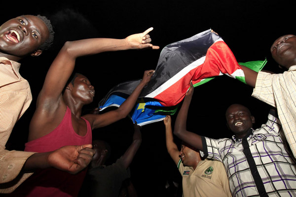 S Sudan marks independence with drums, fireworks