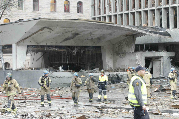 Bomb kills 7 in Oslo, several dead in shooting