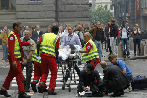 Bomb kills 7 in Oslo, several dead in shooting