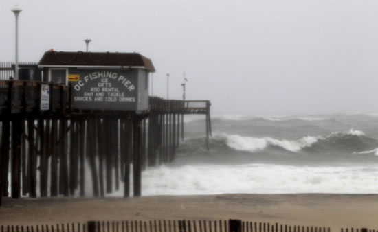 Ferocious Hurricane Irene shuts down NY City