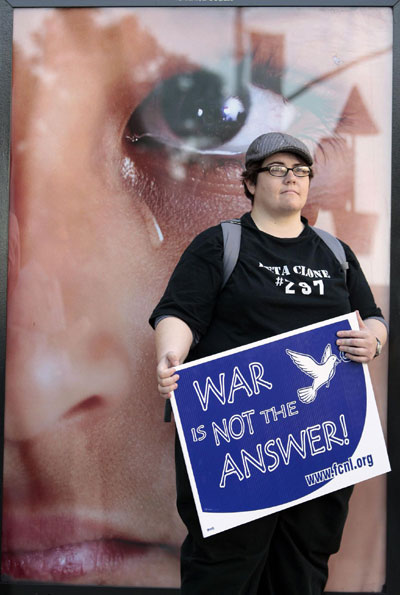 US protesters march against war