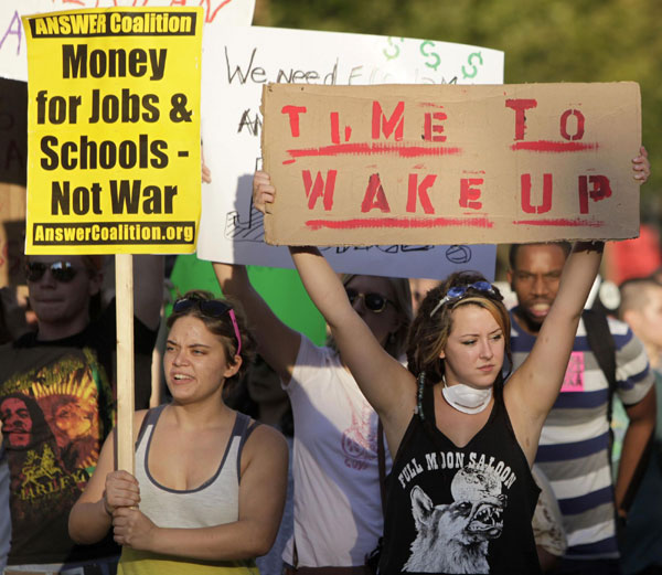 Police, protesters clash at US capital museum