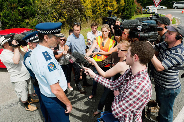 Air balloon crash kills 11 in New Zealand