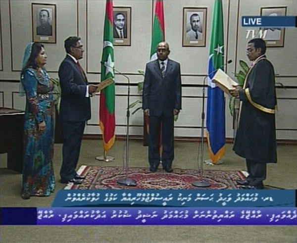 Maldives VP takes oath as head of state