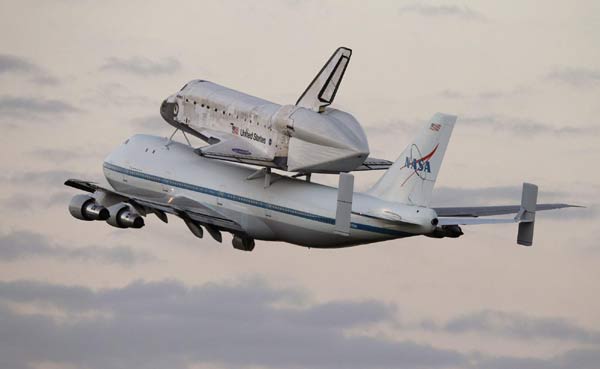 Discovery takes off on final flight to museum