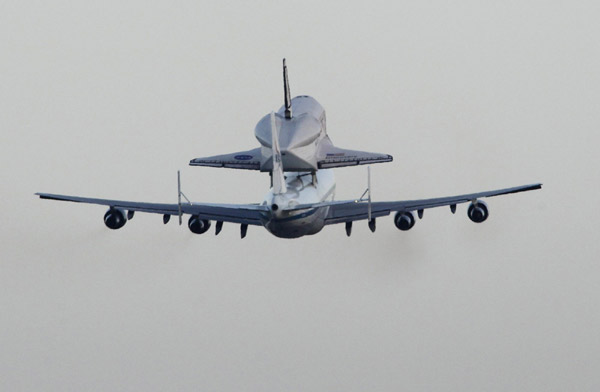 Discovery takes off on final flight to museum