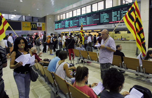 Spanish rail workers go on strike