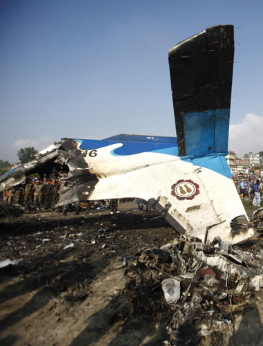 Nepal air crash kills 19