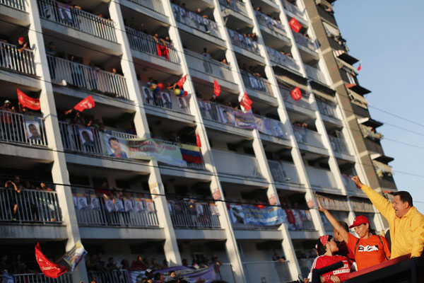 Chavez meets supporters during campaign rally