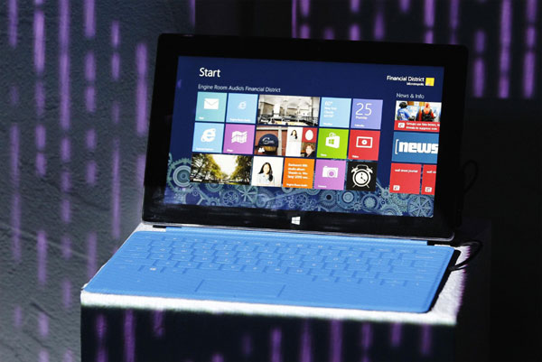 Microsoft launches Win 8 to ride new computing wave