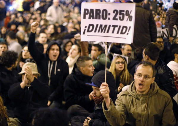 Thousands protest austerity 2013 budget in Madrid