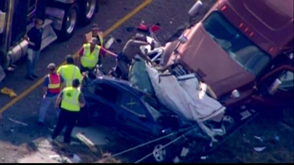 Massive pileup on foggy Texas highway