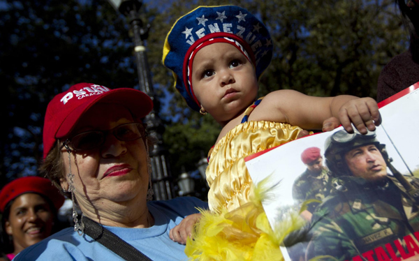 Chavez returns from Cuba