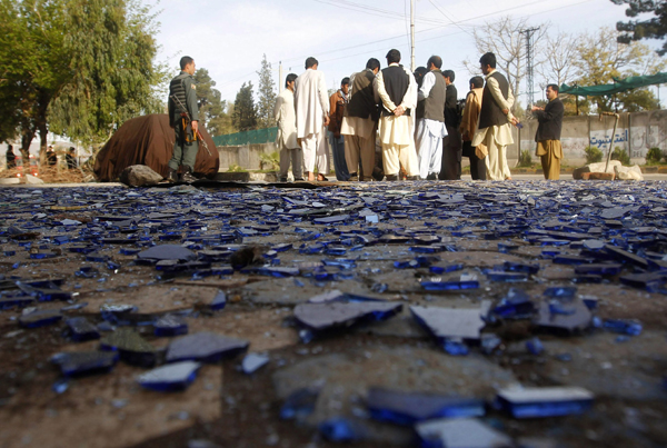 Kerry meets Afghan president