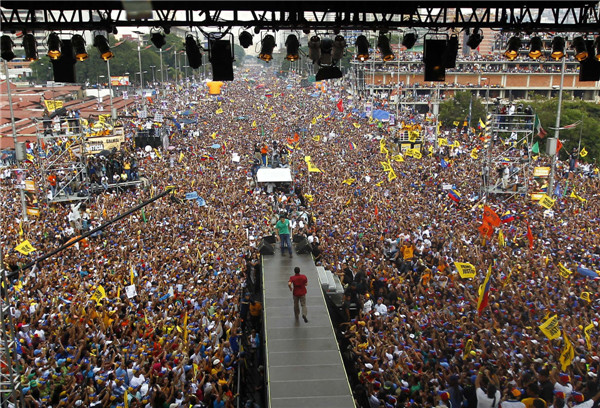 Opposition holds big rally in Venezuelan capital