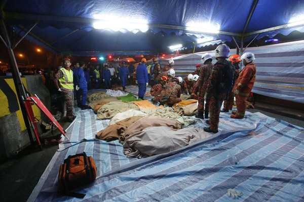 At least 37 killed in Malaysian bus crash