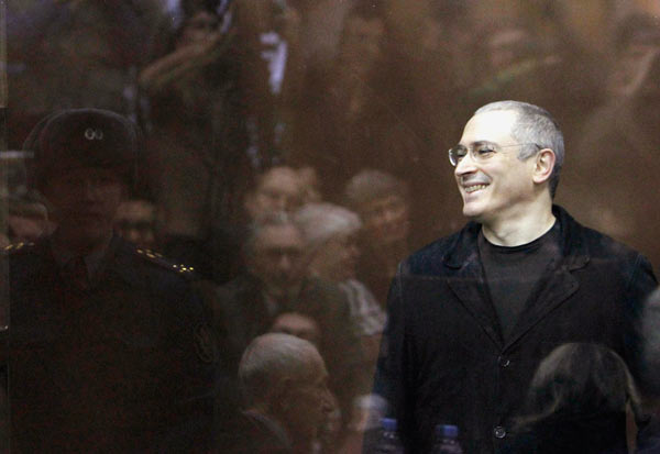 Putin to pardon jailed tycoon Khodorkovsky