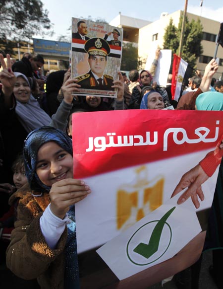 Egypt voters overwhelmingly approve Constitution