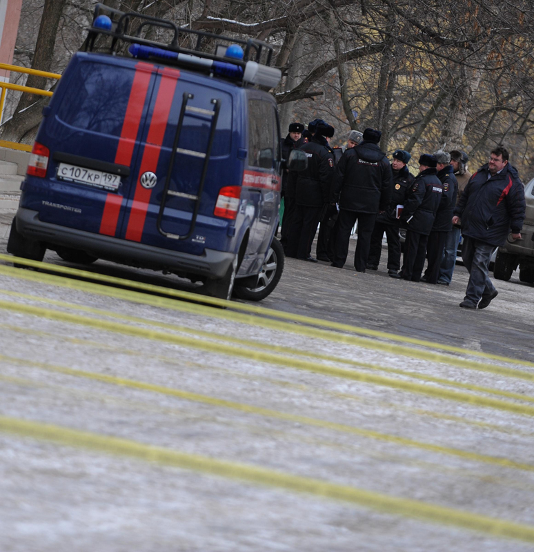 Student detained after killing policeman, teacher in Moscow school