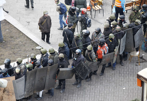 Kiev unrest death toll rises to 25