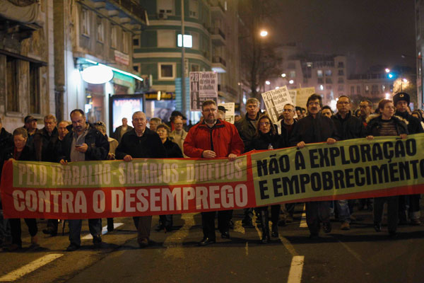 Portuguese protest against govt austerity measures