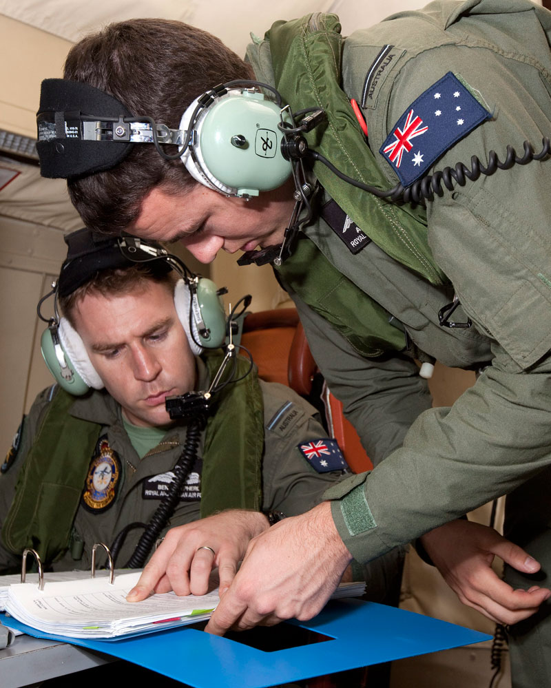 Australian air force search for flight MH370