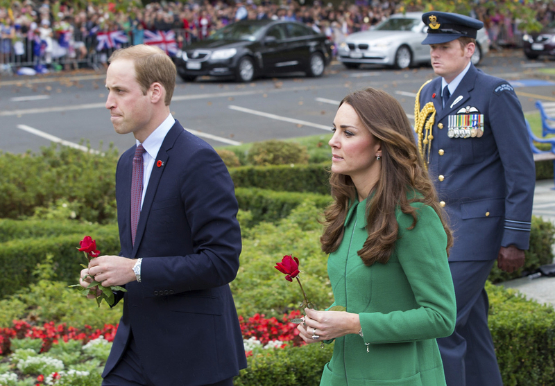 Prince William, Kate visit war memorial in NZ