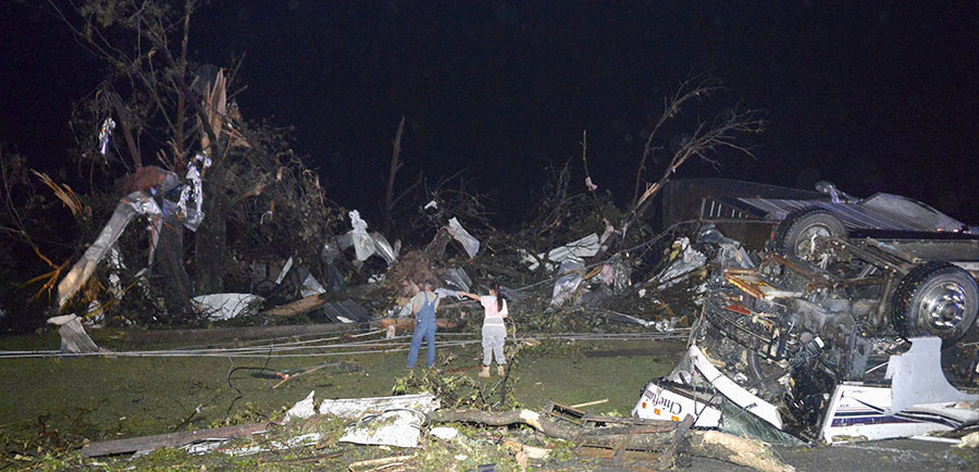 At least 17 killed as tornadoes rip through Arkansas, Oklahom