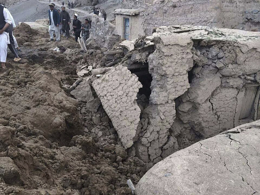 More than 2,100 dead in Afghanistan landslide