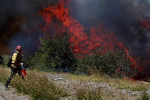 13,000 more asked to evacuate in California fire