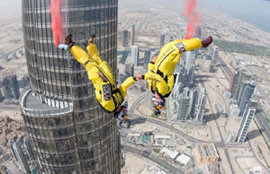 Daredevils taking selfie over Dubai skyscraper