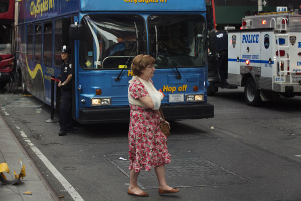 14 hurt in NYC Times Square bus crash