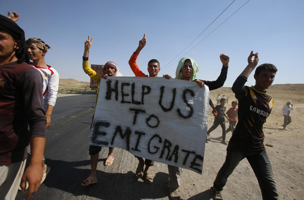 Australia to offer refuge to Iraqi Christians, Yazidis