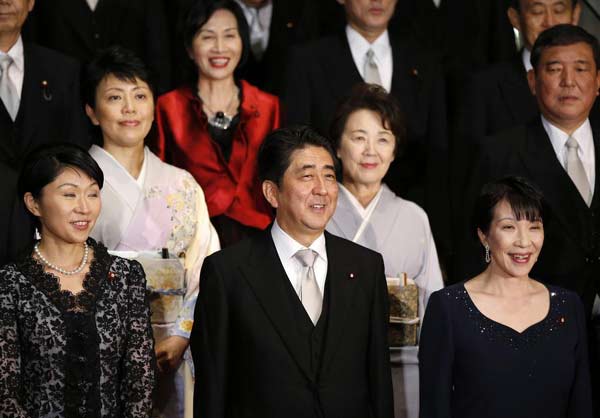 Japan PM Abe appoints China-friendly lawmakers to key posts