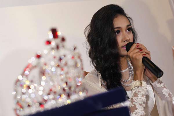 Dethroned Myanmar beauty queen blasts pageant boss