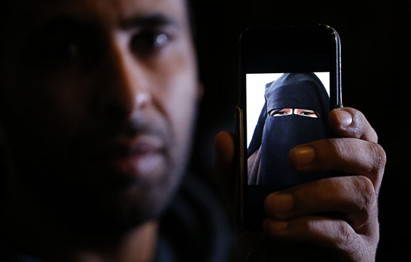 Families torn apart as Western girls join Islamist cause