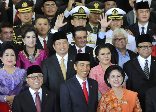 Jokowi sworn in as Indonesian president