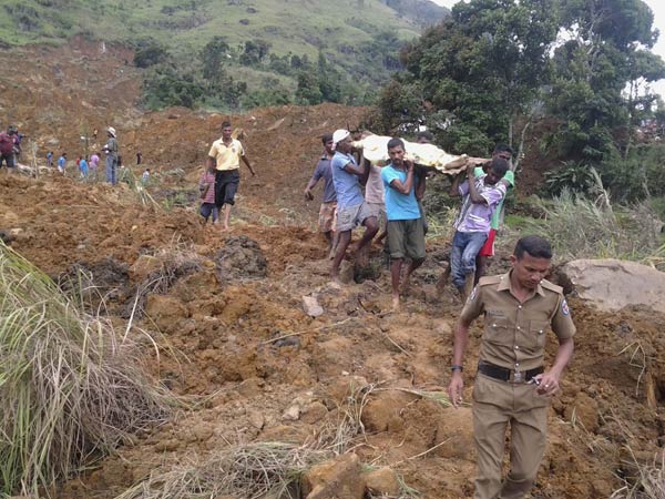 More than 100 believed killed in Sri Lanka landslide