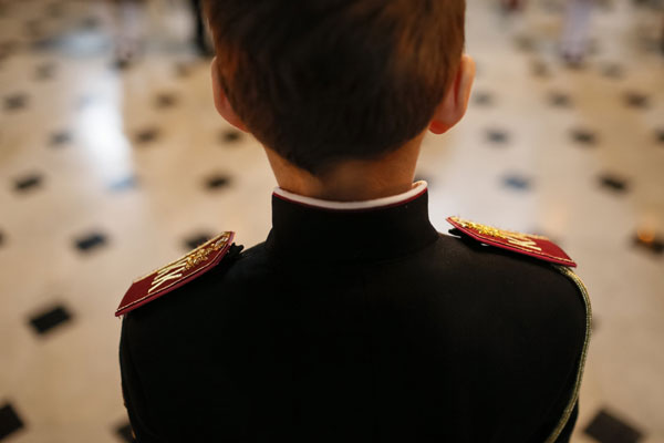 Kiev's young cadets take the oath