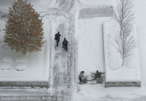 US ravaged by unexpected early wintry weather