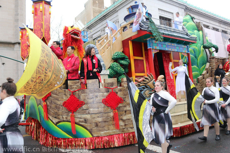 Thanksgiving Day Parade colors New York