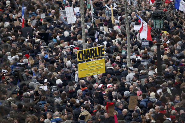 World leaders gather for Paris march honouring attack victims