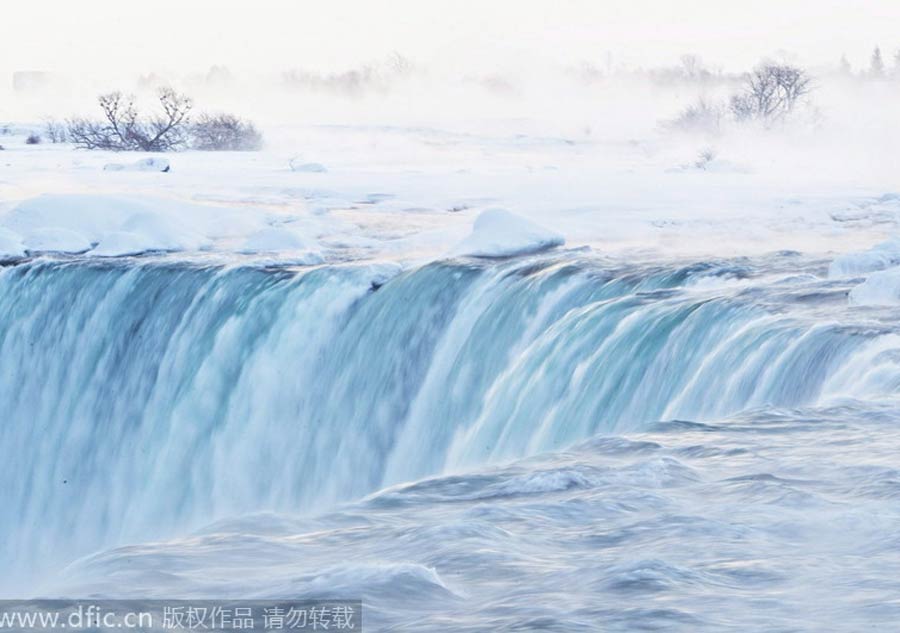 How Niagara Falls freezes ... or does it?