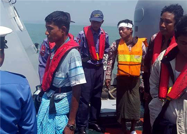 Myanmar ferry capsizes; 33 dead, at least a dozen missing