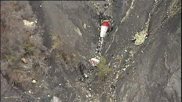 Damaged black box, 2 minutes key clues in Alpine jet crash