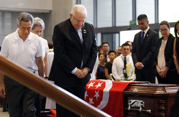 World dignitaries pay respects to Singapore's Lee Kuan Yew